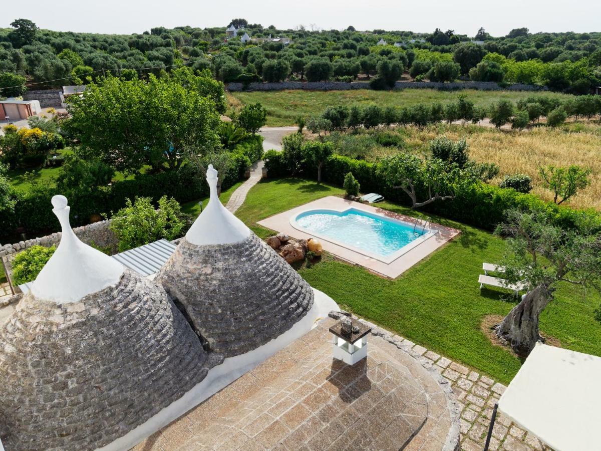 Terra Sessana Ville E Trullo Con Piscina Privata Остуні Екстер'єр фото