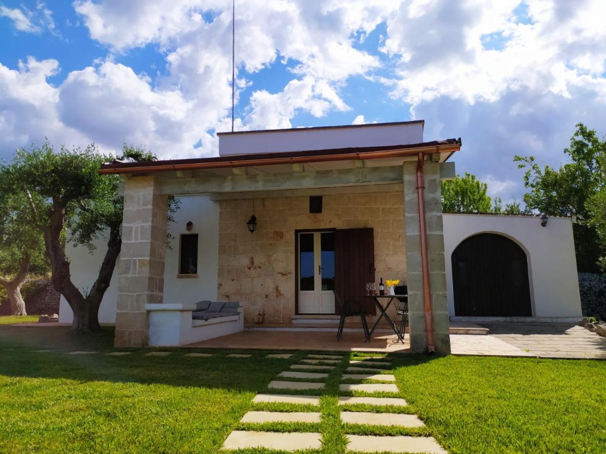 Terra Sessana Ville E Trullo Con Piscina Privata Остуні Екстер'єр фото